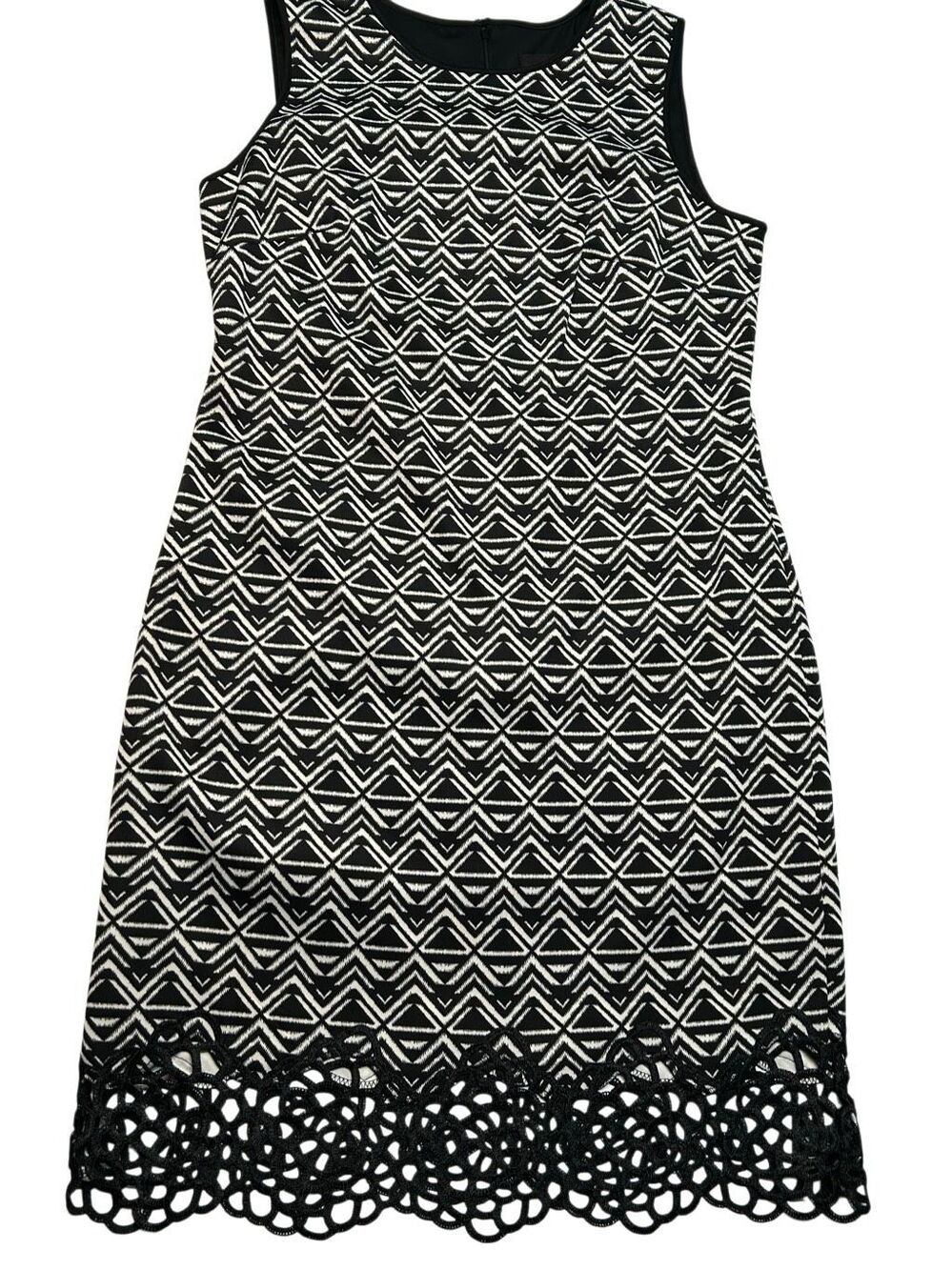 Maia Black White Geometric Sheath Dress Size 12 Crochet Hem Sleeveless Lined